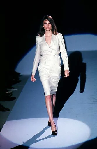 Look 15